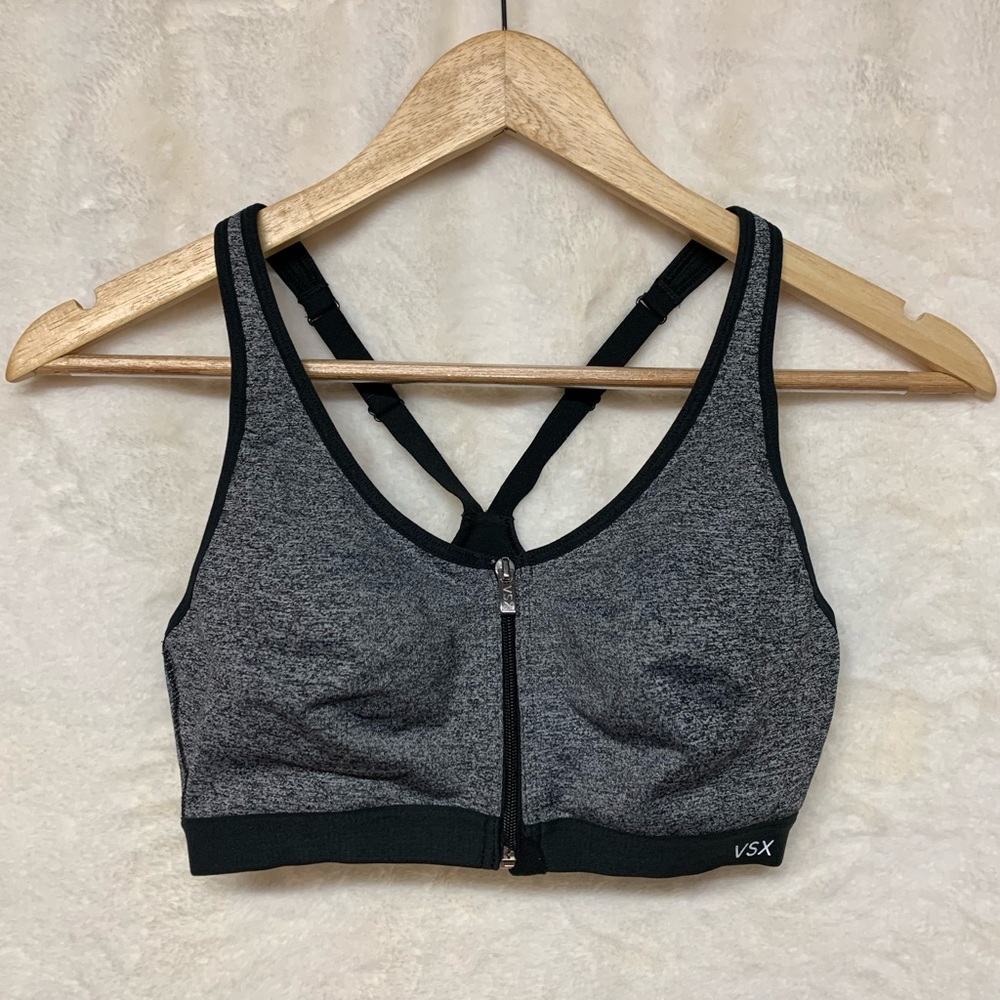 Victoria’s Secret Black/Gray VSX Sports Bra 32C